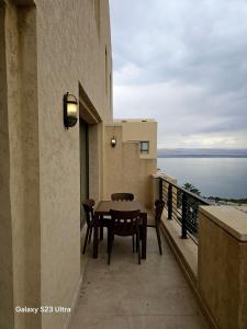 Balkón nebo terasa v ubytování C32 Samarah Resort LOFT apartment + 25 fotografií