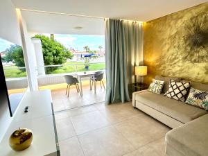 Posezení v ubytování Apartamento Tamarán 105