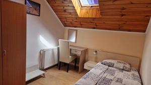 Postel nebo postele na pokoji v ubytování Apartment Nikolina
