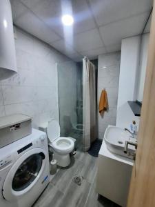 Ένα μπάνιο στο Apartment Hris Nikola Karev br4 stan 21