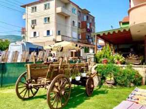 Splošen pogled na gorovje oz. razgled na gore, ki ga ponuja hotel