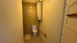 Ένα μπάνιο στο T3 duplex village house +9 φωτογραφίες