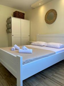 Voodi või voodid majutusasutuse 2BR apartment with sea view! toas