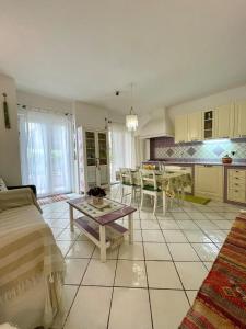 Kuchyň nebo kuchyňský kout v ubytování Casa Alina - Ischia Ponte