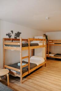 Posteľ alebo postele v izbe v ubytovaní Surf&Sleep