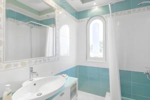 Phòng tắm tại Lux 3-bedroom Villa - L&L Refuge +36 ảnh