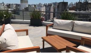 Balkón nebo terasa v ubytování Pocitos luminoso