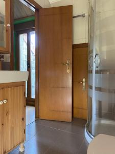 Koupelna v ubytování Chalet ENTERO CONFORT + 37 fotografií