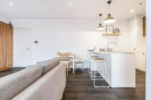 A kitchen or kitchenette at Coastal Getaway with Parking and Steps from the Beach