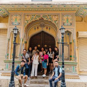 入住Jaipur The Lodge B&B的客人