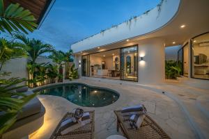 Bassein majutusasutuses Villa Larente - Elegant 2BR Villa Pool Retreat in Heart of Bingin või selle lähedal
