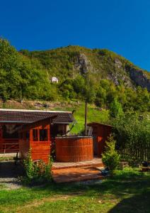 Photo de la galerie de l'établissement Cabana La Florut, à Sălciua de Jos