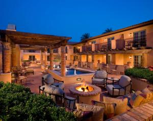 Piscina di Royal Palms Resort and Spa, part of Hyatt o nelle vicinanze