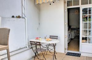 Posedenie v ubytovaní La Maison d'Eugénie avec sa vue sur les falaises