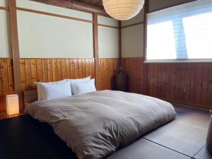 Postel nebo postele na pokoji v ubytování Heidi Guest House