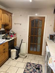 Kuchyň nebo kuchyňský kout v ubytování Country Mill House