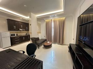 Cucina o angolo cottura di Dibba Sea View Hotel by AMA Pro