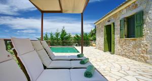 The swimming pool at or close to Asplathia Villas Lefkada