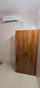 Fotografie z fotogalerie ubytování Premium Homestay Near Prem Mandir,Iskon and Gouri Gopal Ashram with Power Backup and Free Wifi, Washing machine and Complementary Breakfast lunch and Dinner v destinaci Vrindavan + 1 fotografie