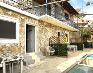Gallery image of Quiet Blue Guesthouse in Vlorë