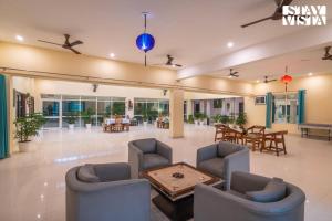 Gallery image of StayVista at Leela Retreat with BBQ, Bonfire, Pool & Lawn in Sohna