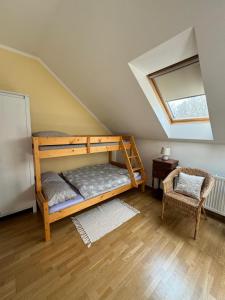 Letto o letti in una camera di Na Husovce