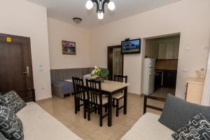 Cucina o angolo cottura di Hotel Albania