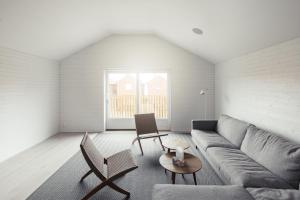 Posezení v ubytování Sandhamn Seglarhotell