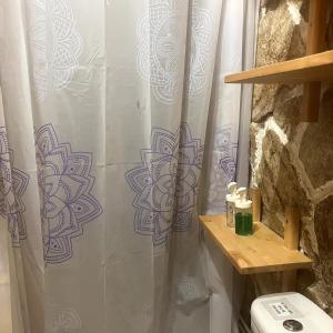 Ένα μπάνιο στο Estudio limonero en Sant Cebriá de Vallalta 20' playa