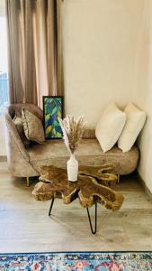 Un lugar para sentarse en Family Room with Skydeck