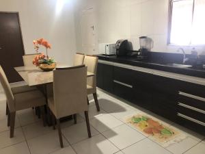 Kuchyň nebo kuchyňský kout v ubytování Casa Flor de Liz + 9 fotografií
