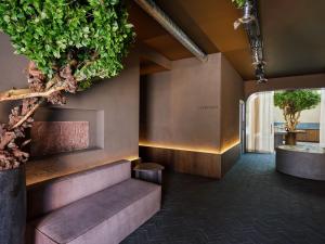 Posezení v ubytování Hotel Reja, a Member of Design Hotels