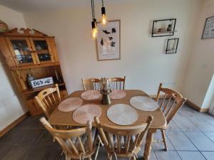 Fotografie z fotogalerie ubytování Hawthorns Holiday Home v destinaci Aghamore