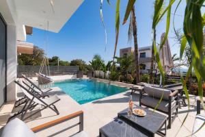 Bazén v ubytování Blue Hills Villa nebo v jeho okolí + 54 fotografií