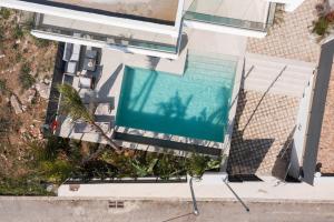 Bazén v ubytování Blue Hills Villa nebo v jeho okolí