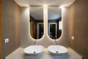 Kamar mandi di Hotel RH Riviera - Adults Only