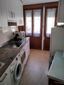 Кухня или мини-кухня в El Canton
