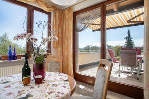 Μπαλκόνι ή βεράντα στο Ferienwohnung Plocher +17 φωτογραφίες