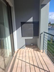 Balkoni atau teres di Flatlet in the Winelands