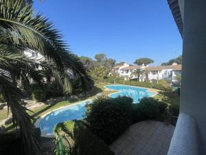 Bazén v ubytovaní Casa con Jardín Privado, Chimenea y Piscina Comunitaria, cerca del Golfo y Playa de Pals - ES-226-31 alebo v jeho blízkosti