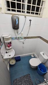 Galeriebild der Unterkunft Homestay ZaraMelly Kuala Terengganu in Kuala Terengganu + 7 Fotos