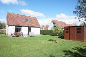 Bygningen som feriehuset ligger i + 14 billeder