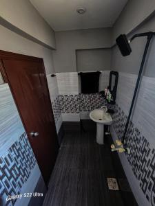 カラチにあるImperium luxeのギャラリーの写真