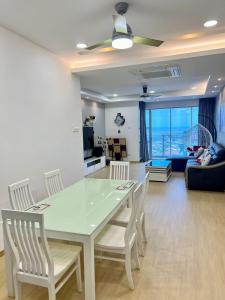 Posezení v ubytování Sekinchan HighLevel SeaView Homestay 高楼 看海 阳台民宿