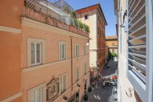 Gallery image of Living RHome - Condotti Apartment in Rome
