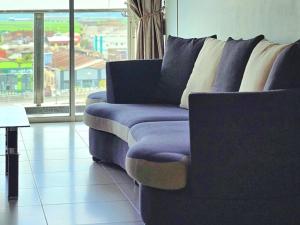 Area soggiorno di Extra Big Unit with Paddy Field View and 5 mins to Sekinchan attractions