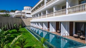Bazén v ubytování Samara Hotel Bodrum Ultra All Inclusive nebo v jeho okolí