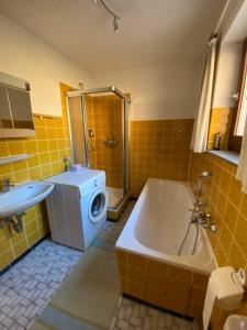 Koupelna v ubytování Ferienhaus Holzwald
