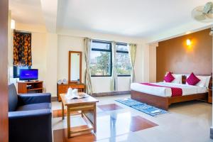 Φωτογραφία από το άλμπουμ του Sparrow Juniper Tree 2 min walk To Mg Marg σε Gangtok