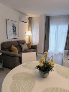 Posedenie v ubytovaní Benalmadena Jupiter - Lovely 1Bedroom Apartment